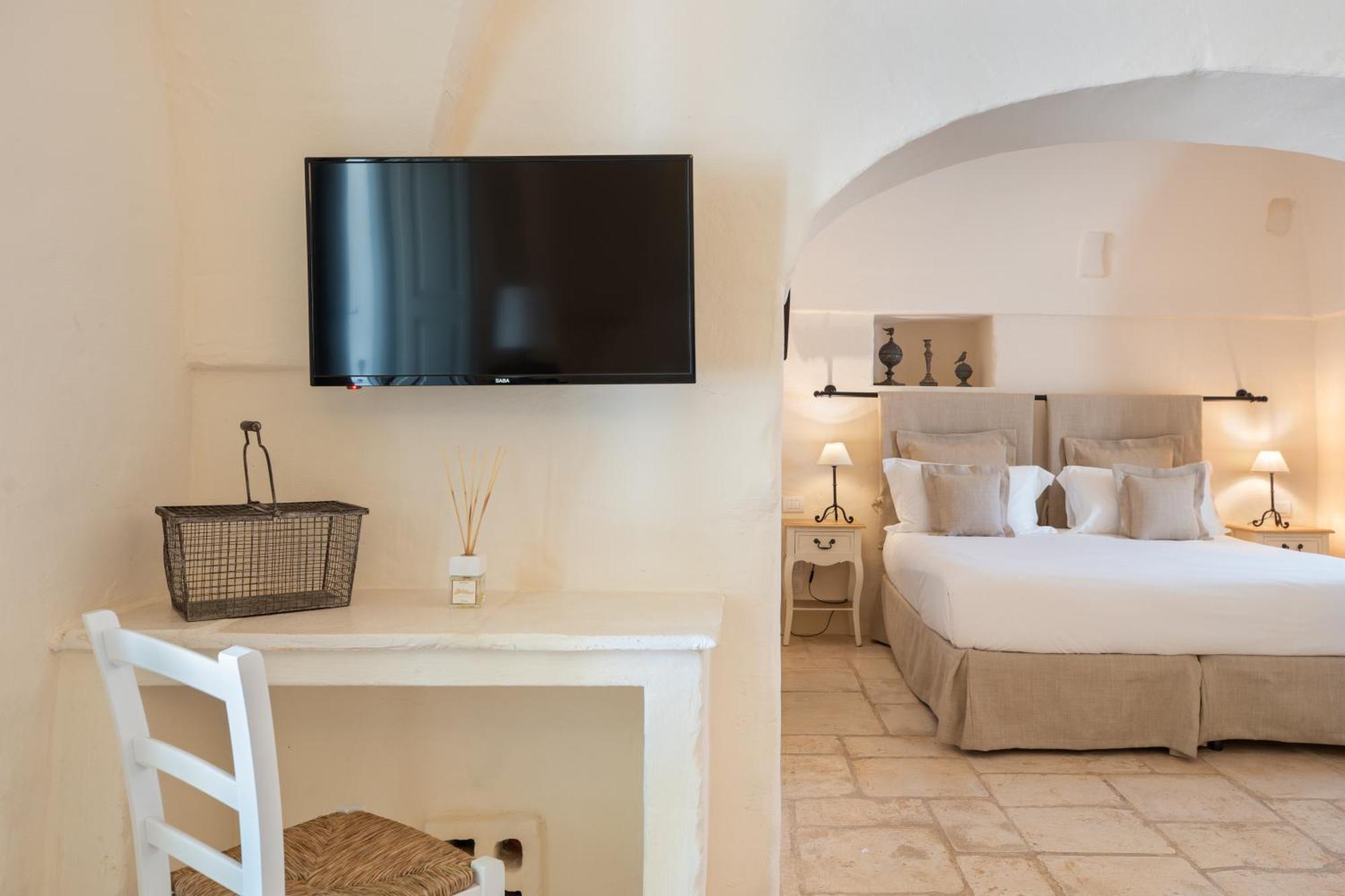 Masseria Le Carrube Ostuni Dış mekan fotoğraf